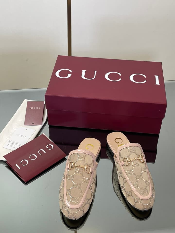 Gucci Crystal GG Patent Loafer Mules – 2025FW in Beige Crystal Gg