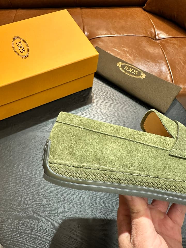 Tod's Gommino Calfskin Loafers in Charcoal Suede