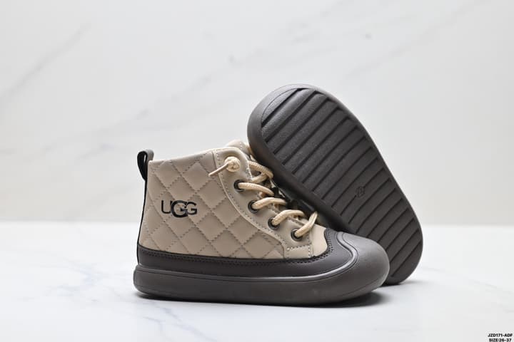 UGG Diamond Quilted Low Ankle Boots – Kids Collection in Cream And Black