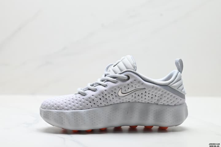 Nike Mind 002 Technology Training Shoes in Black
