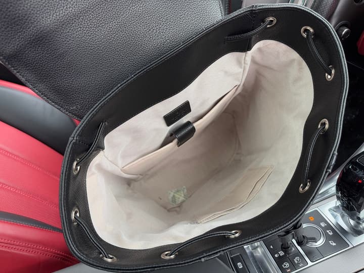 Gucci GG Supreme Men's Travel Backpack in Black Gg Supreme