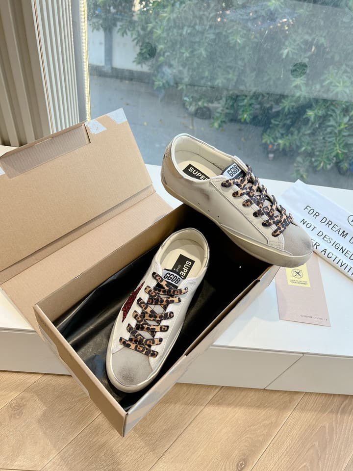 Golden Goose SPACE Series Distressed Sneakers – 2025 Collection in Leopard Print Velcro