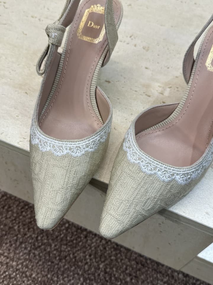Dior J'Adior Dentelle Slingback Heels – 2026 Early Spring Haute Couture Collection in Beige