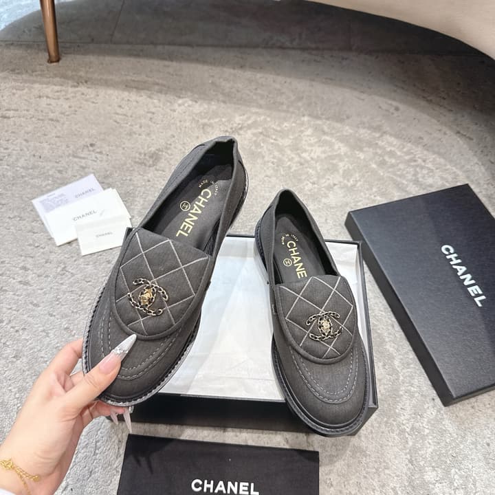 Chanel Satchel Buckle Loafers – 26B Collection