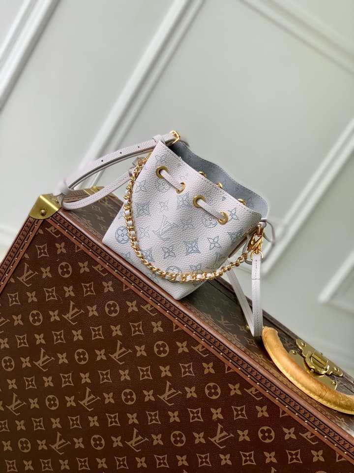 Louis Vuitton Pico Bella Monogram Handbag