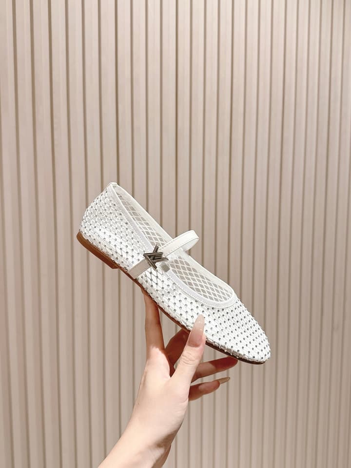 Louis Vuitton Ballet Flats – 2025SS in Black
