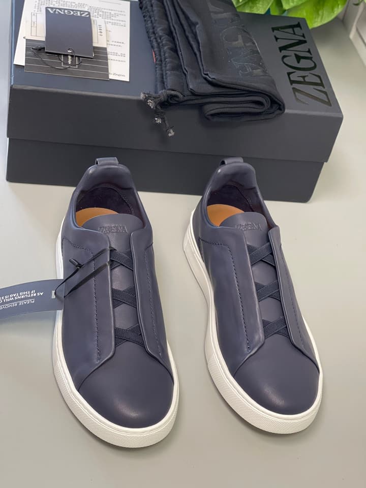 Zegna SECONDSKIN Triple Stitch Low-Top Sneakers in Navy Smooth Leather