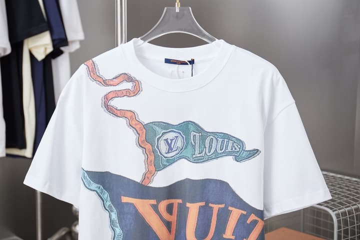 Louis Vuitton Digital Flag T-Shirt – 26SS Early Spring Collection in White