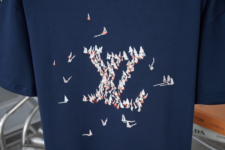 Louis Vuitton Colorful Embroidery Sailing Boat T-Shirt – 26SS Early Spring Collection in Black