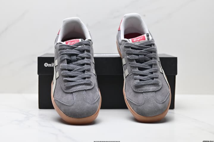 Asics Onitsuka Tiger Tokuten Retro Low-Top Sneakers in Cream Upper With Black Stripes And Black Sole