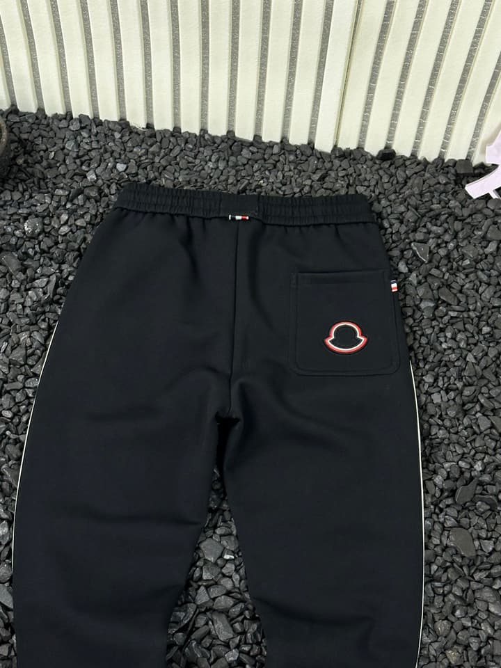 Moncler Side Stripe Sweatpants – 25SS Collection