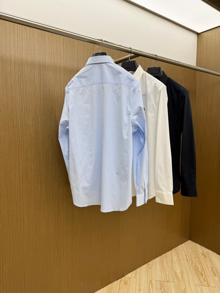 Prada Lightweight Cotton Long-Sleeve Shirt – Spring/Summer Collection
