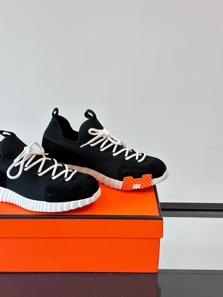 Hermès Men's Casual Sport Sneakers in All Black Knit