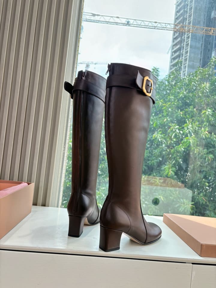 Miu Miu Chelsea Knee-High Boots – 25FW in Black