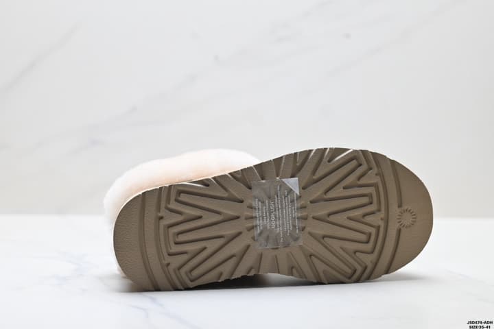 UGG Dakota Slip-On Snow Boots in Chestnut Suede