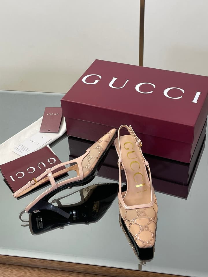 Gucci Cosmogonie GG Crystal Slingback Sandals – 2025 Early Autumn Collection in Black Crystal Gg