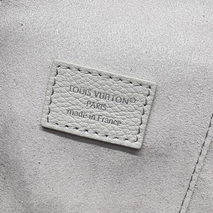 Louis Vuitton Monogram Vanity Chain Pouch Handbag