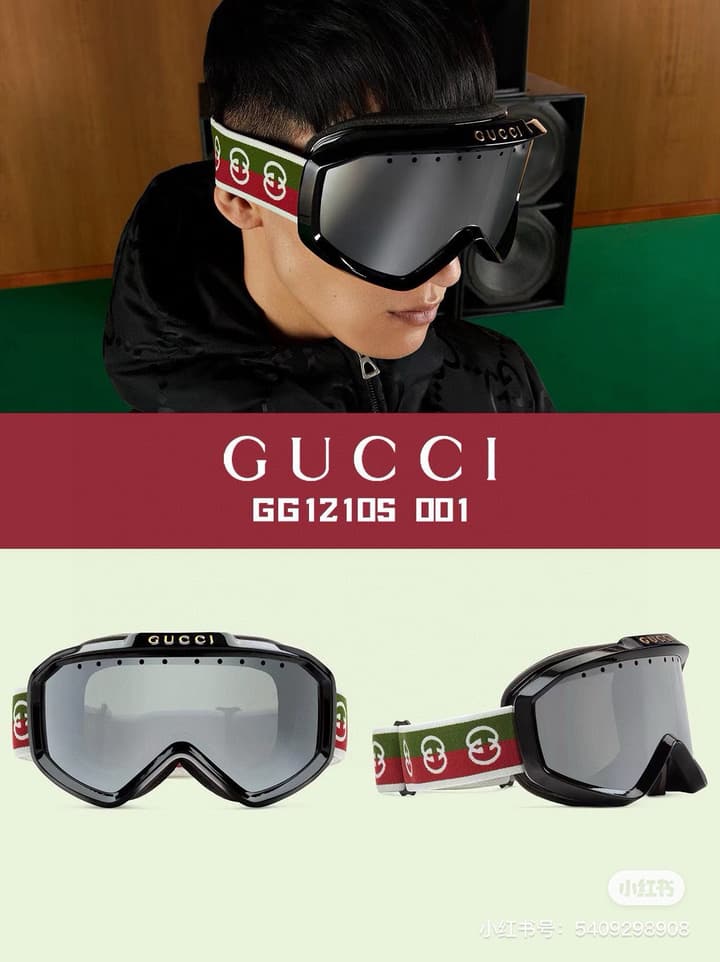 Gucci Ski Goggles in Black Frame, Silver Lens