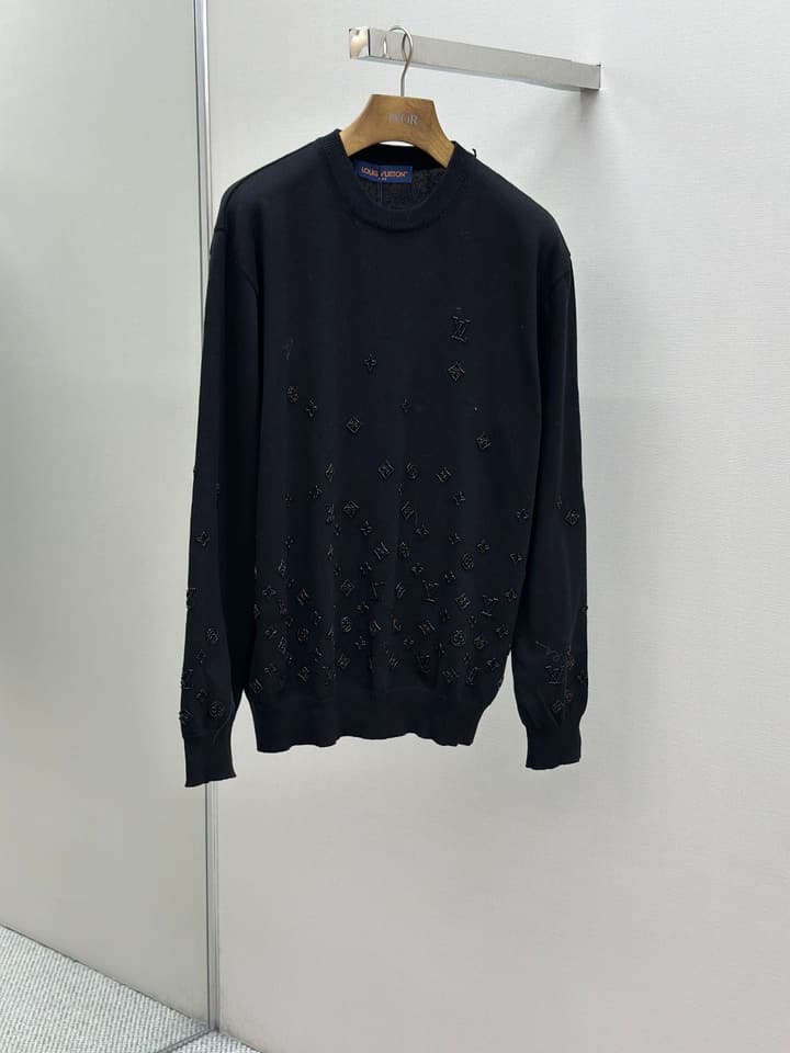 Louis Vuitton Gradient Beaded Crewneck Sweater – 25FW in Dark Gradient Beaded Crewneck