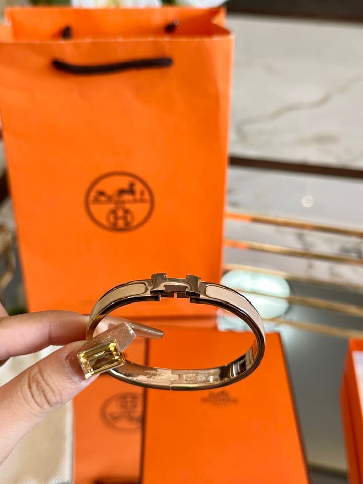 Hermès H-Letter Oval Series Bracelet in Light Blue Enamel