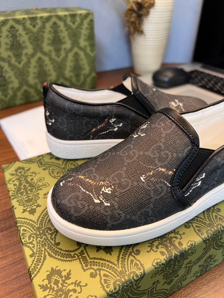 Gucci Kids Sheepskin-Lined Sneakers – Kids Collection