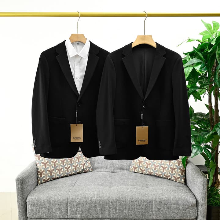 Burberry Slim Fit Casual Blazer – 25S Collection in Classic Black