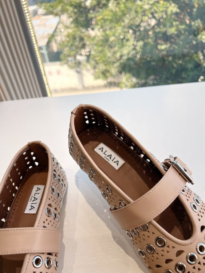 Alaïa French Fairy Ballet Flats – 2025