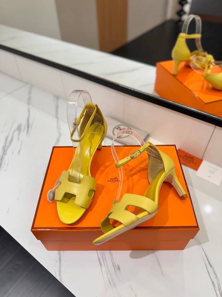 Hermès Classic Smooth Cowhide Heels – 6.5cm in All White