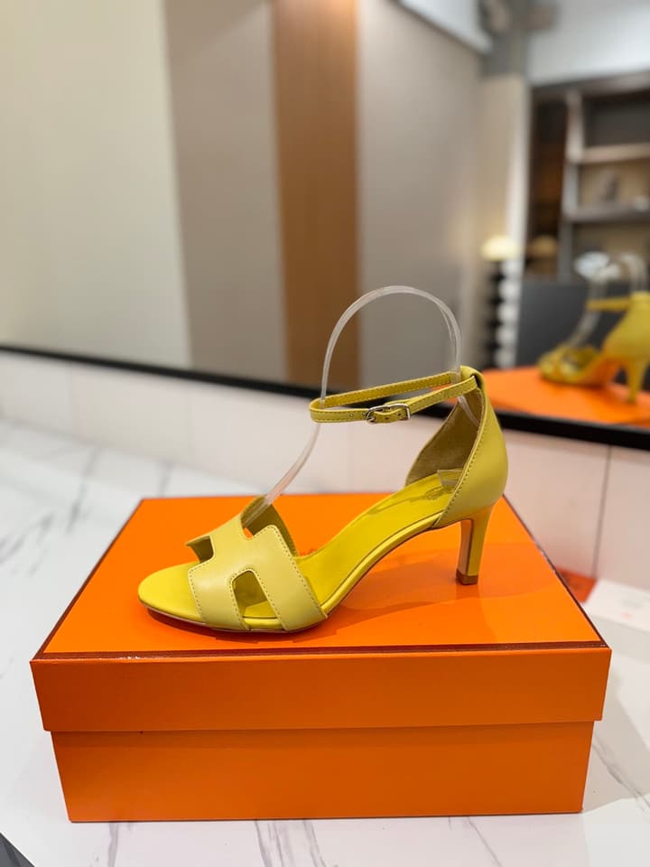 Hermès Classic Smooth Cowhide Heels – 6.5cm in All White