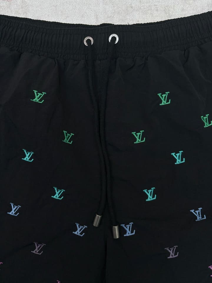 Louis Vuitton Blason Gradient Embroidered Denim Shorts – 26SS in Navy Blue