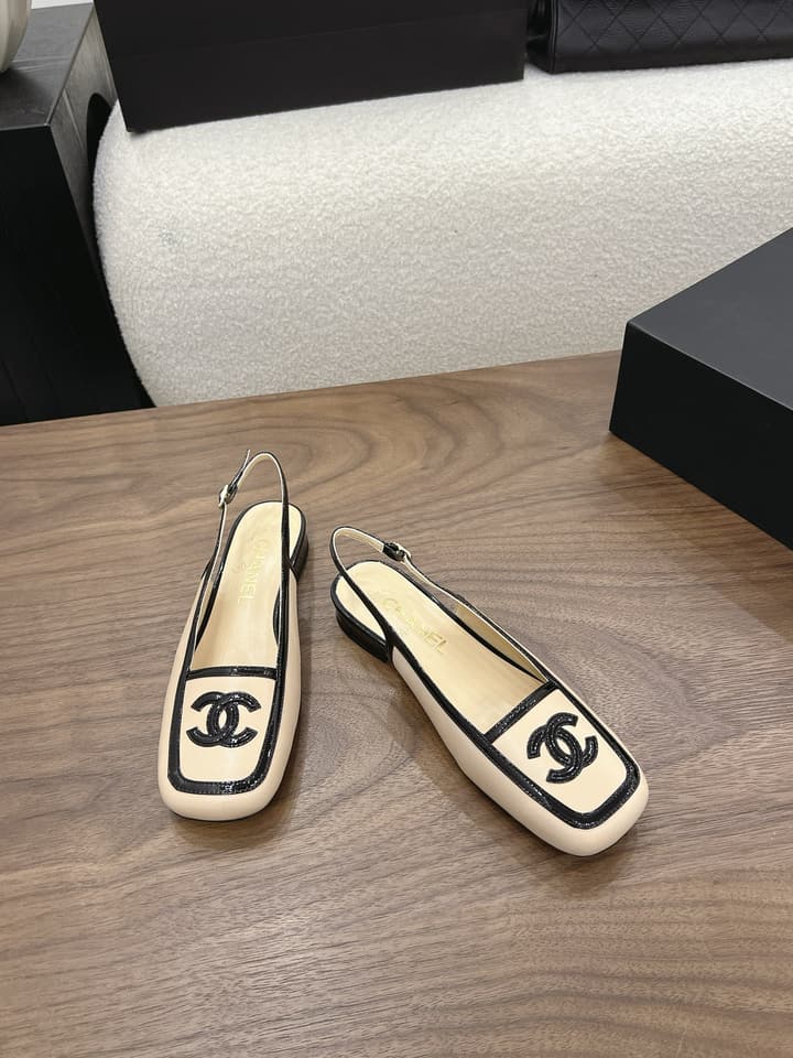 Chanel Leather Flats – 2026