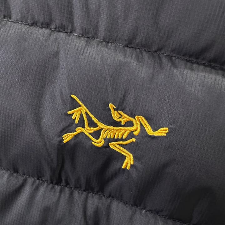 Arc'teryx Thorium AR Hoody Down Jacket in Black With Dark Zipper