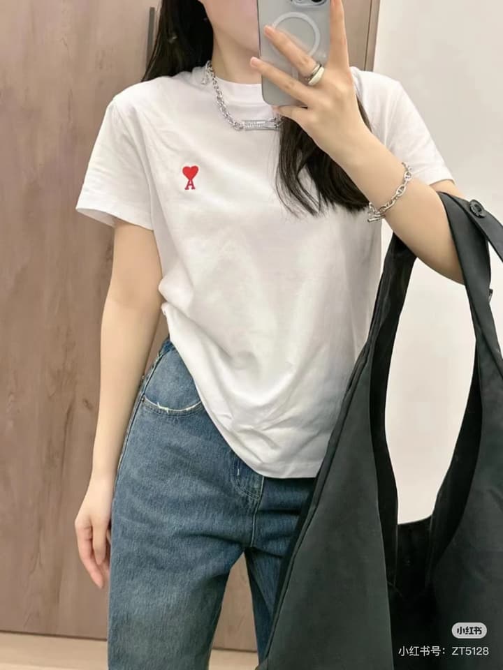 AMI Paris Small Logo Embroidered Cotton T-Shirt in Classic Black