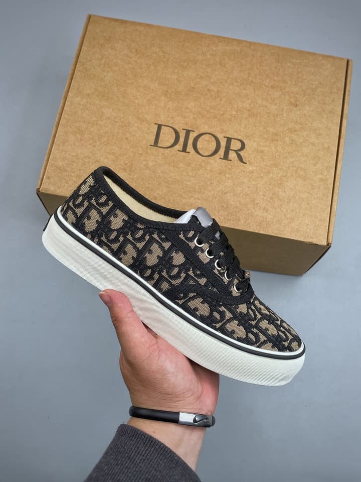 Dior Saltwind Oblique Canvas Lace Sneakers in Brown Oblique Canvas