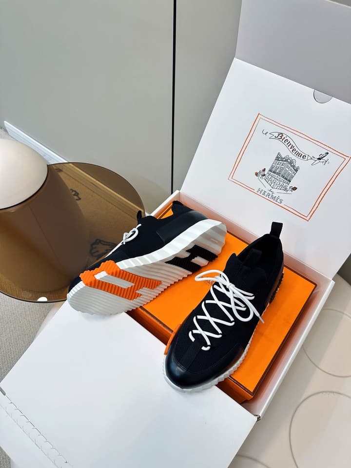 Hermes H Classic Couple Sneakers in Black