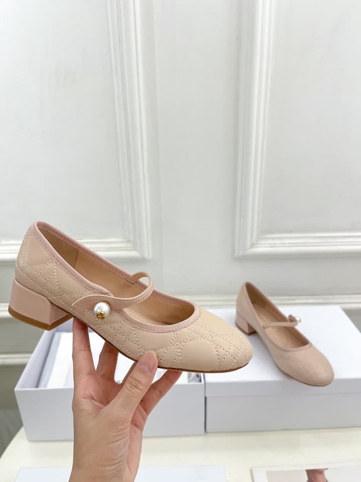 Dior Cannage Pearl Ballet Pumps – 2024 Early Spring Collection in Cream Mary Jane