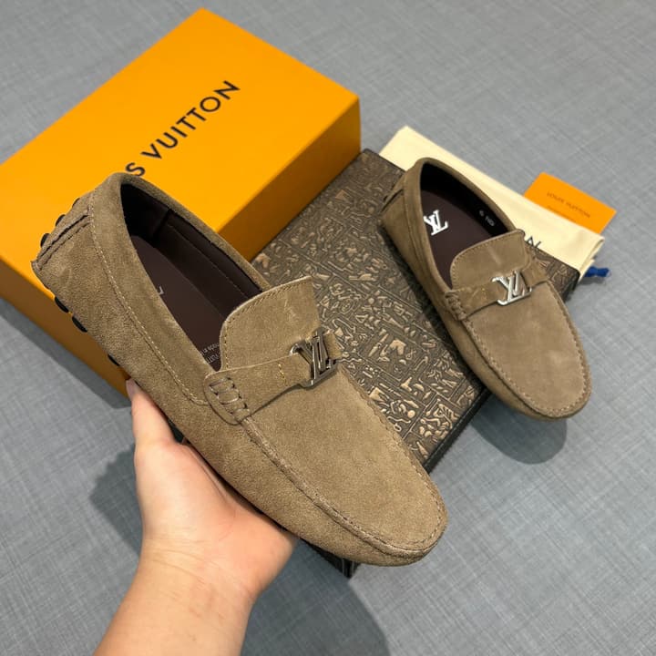 Louis Vuitton Men's Suede Driving Shoes in Black Suede