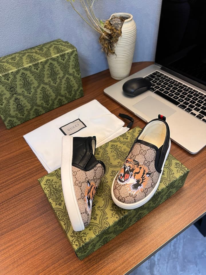 Gucci Kids Sheepskin-Lined Sneakers – Kids Collection