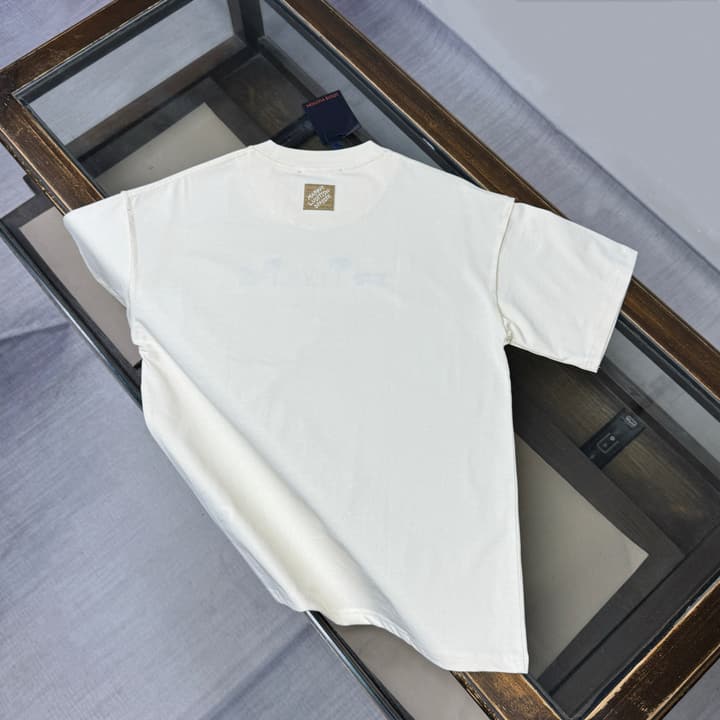 Louis Vuitton Oversized Crewneck T-Shirt – Summer Collection – 26SS in Apricot