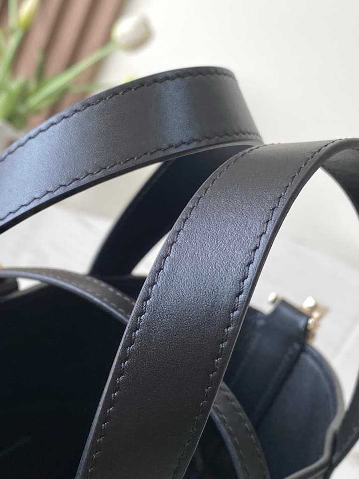 Dior Toujours Vertical Handbag