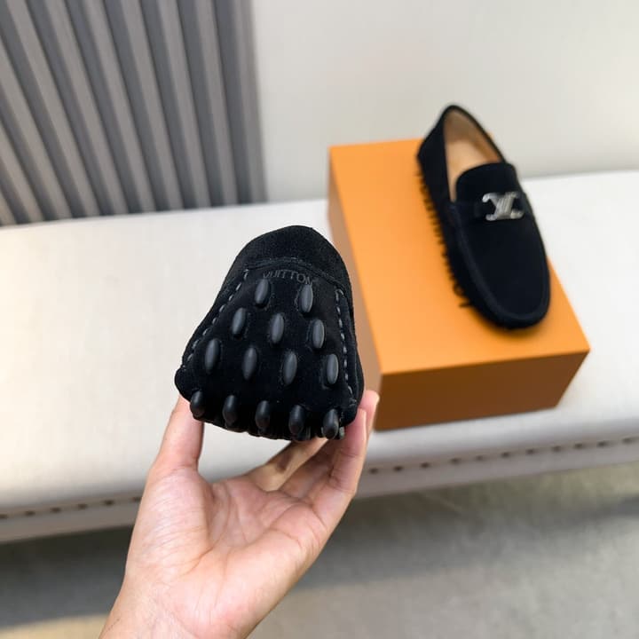 Louis Vuitton Pebbled Leather Driving Shoes in Black Smooth Leather