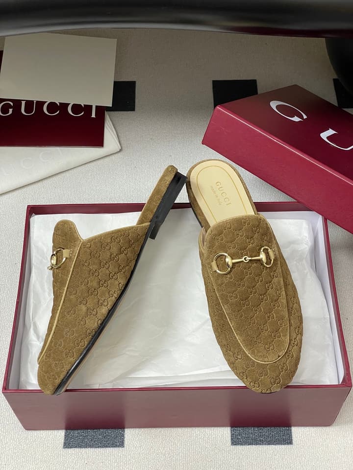 Gucci Princetown Double G Suede Mules – 2025 Fall Collection in Black Suede With Silver Hardware