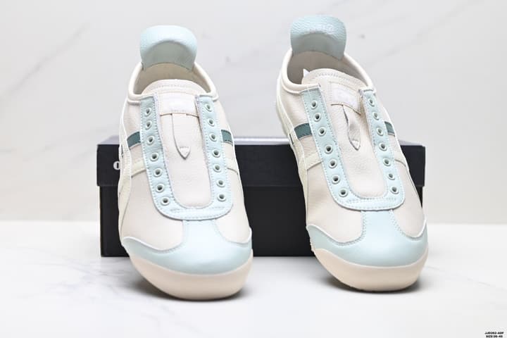Onitsuka Tiger NIPPON MADE Mexico 66 DELUXE Sneakers in Cream With Teal Stripes