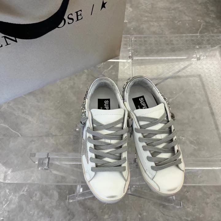 Golden Goose Superstar Diamond Tail Sneakers – 2023 Autumn/Winter in Distressed White With Royal Blue Rhinestone Heel