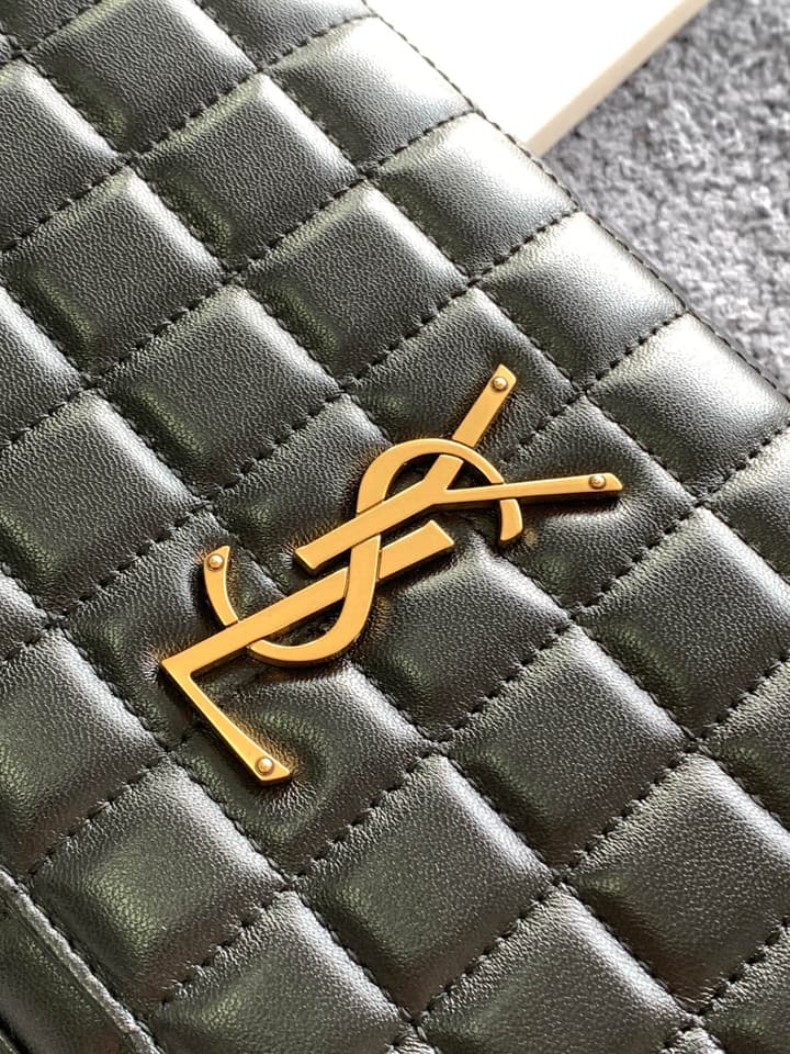 Saint Laurent LE CASSANDRE Matelassé Chain Wallet in Black