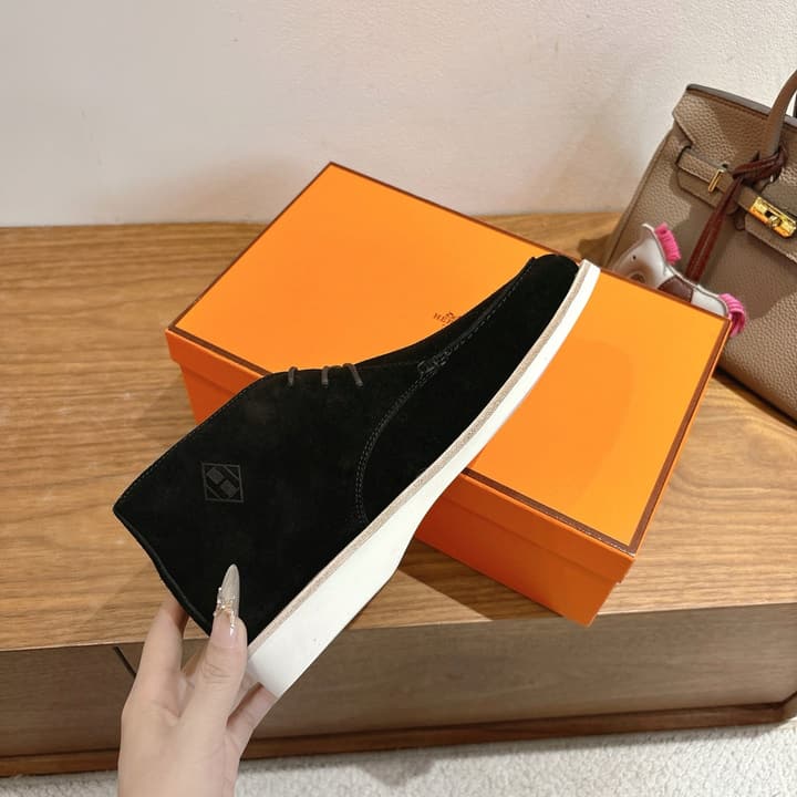 Hermès Classic Couple's Sandals – SS25 New Arrival in Black Suede