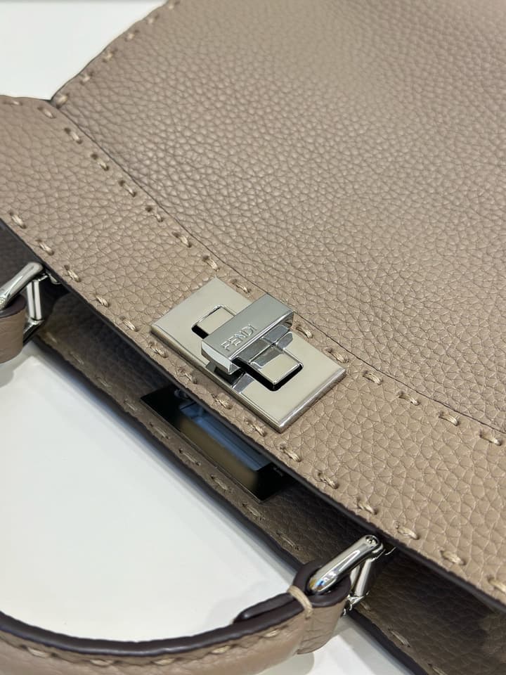Fendi Peekaboo Small Handbag in Light Khaki Leather