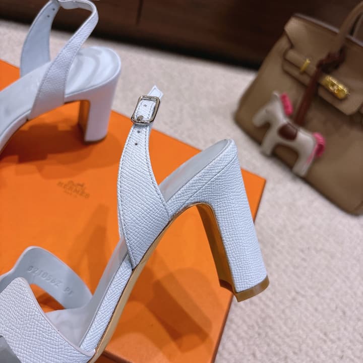 Hermès Eremite 80 Heeled Sandals in Blush Pink
