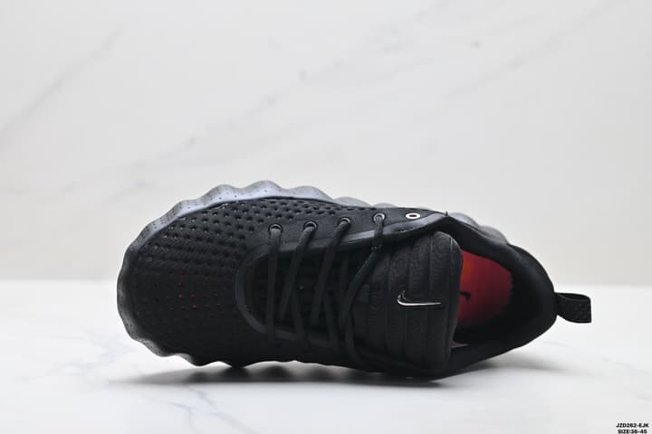 Nike Mind 002 Technology Training Shoes in Black