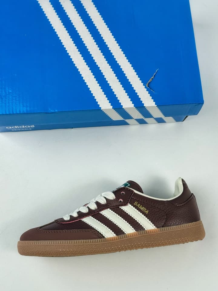 Adidas Samba Handball Spezial OG Sneakers in Burgundy